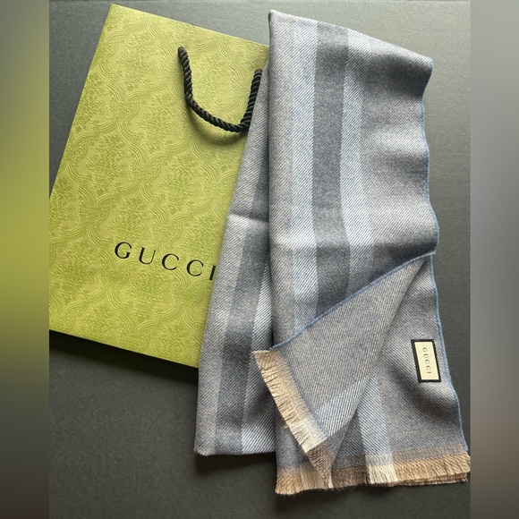 New Gucci Lana Wool Shawl / Scarf - Picture 4 of 14